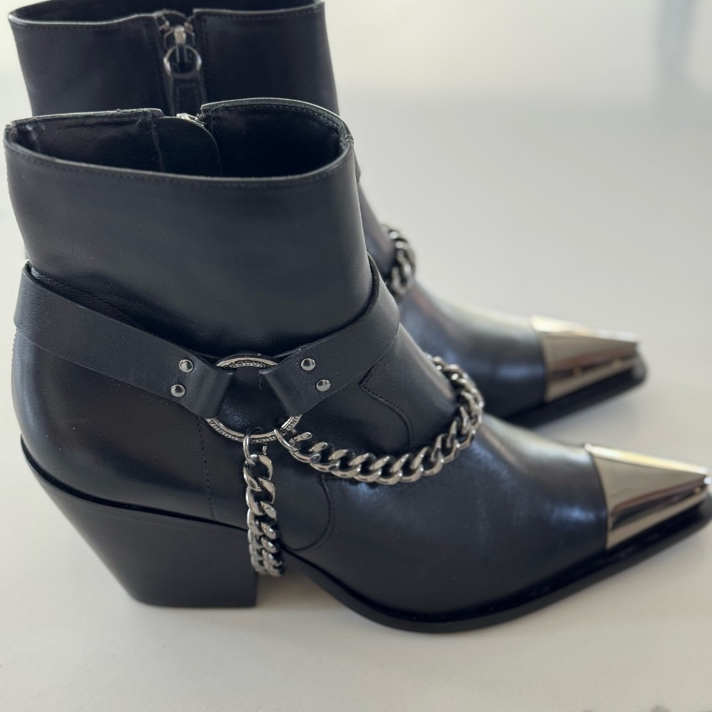 DUNDAS x Revolve Gigi  / Black and Silver Ankle Boots with Sleek Design